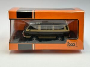 IXO Volkswagen Type 2 (T3) Caravelle 1981 1:43