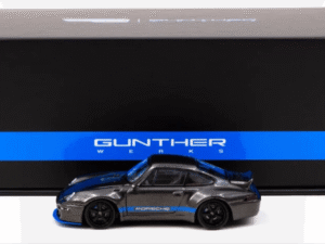 Tarmac Works Porsche 993 Gunther Werks Carbon Fiber Black 1:64