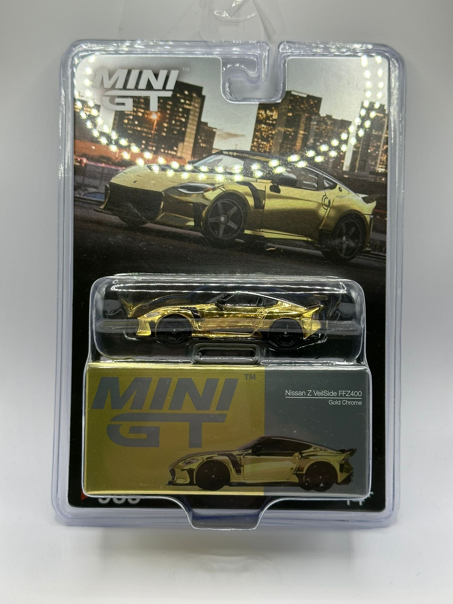 Mini GT Nissan Z VeilSide FFZ400 1:64 – Gold Chrome