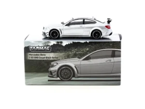 Tarmac Works Mercedes-Benz C63 AMG Coupé Black Series 1:64