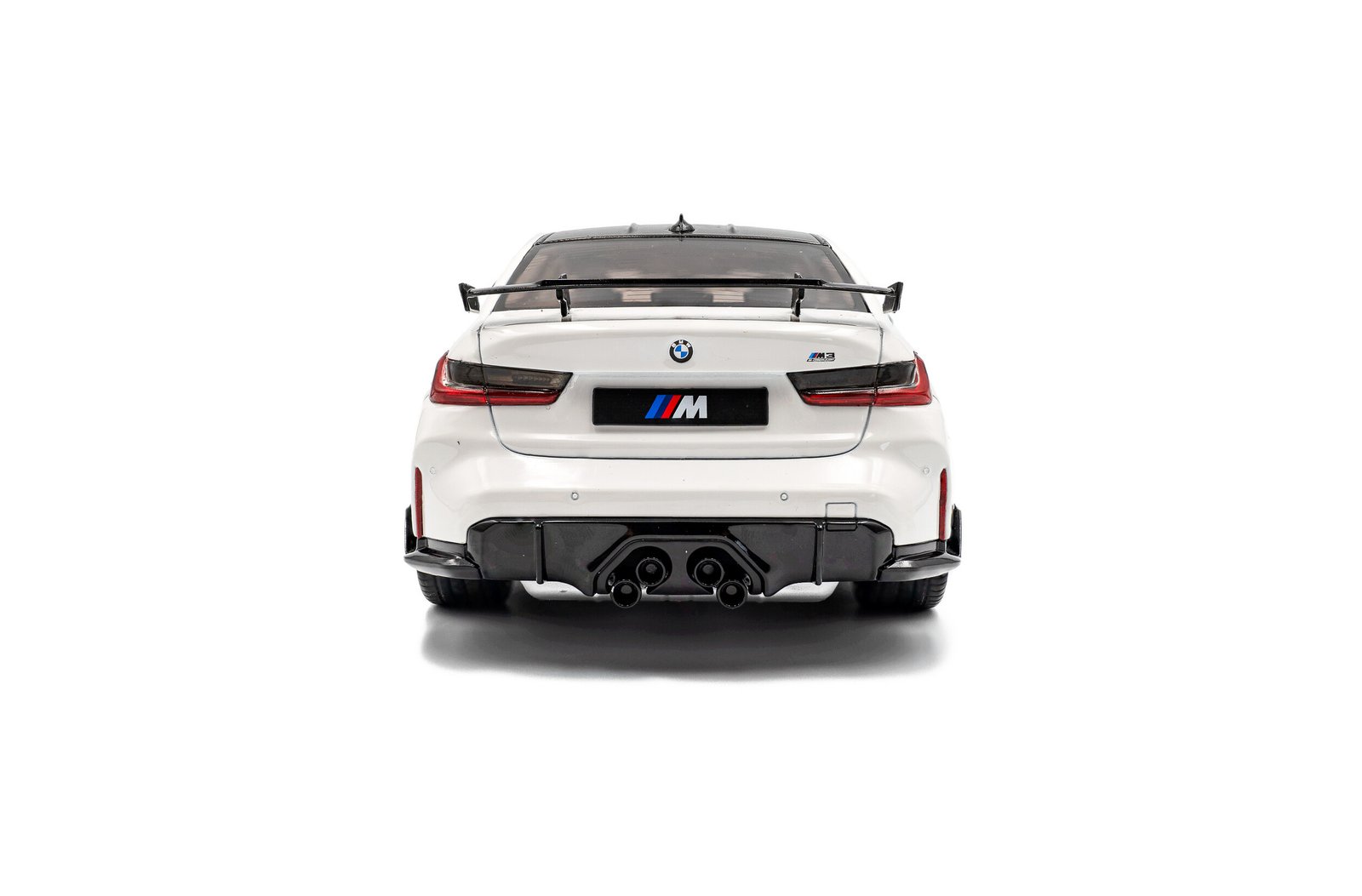 Solido BMW M3 G80 M Performance Parts Alpine White 1:18 - obrazek 6