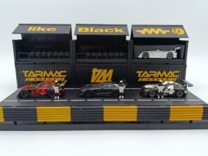 Tarmac Works MM Like Black Mercedes-AMG Diorama 1:64
