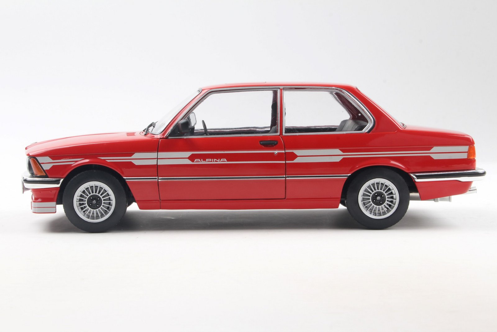 Solido BMW Alpina C1 2.3 E21 1980 1:18 - obrazek 2