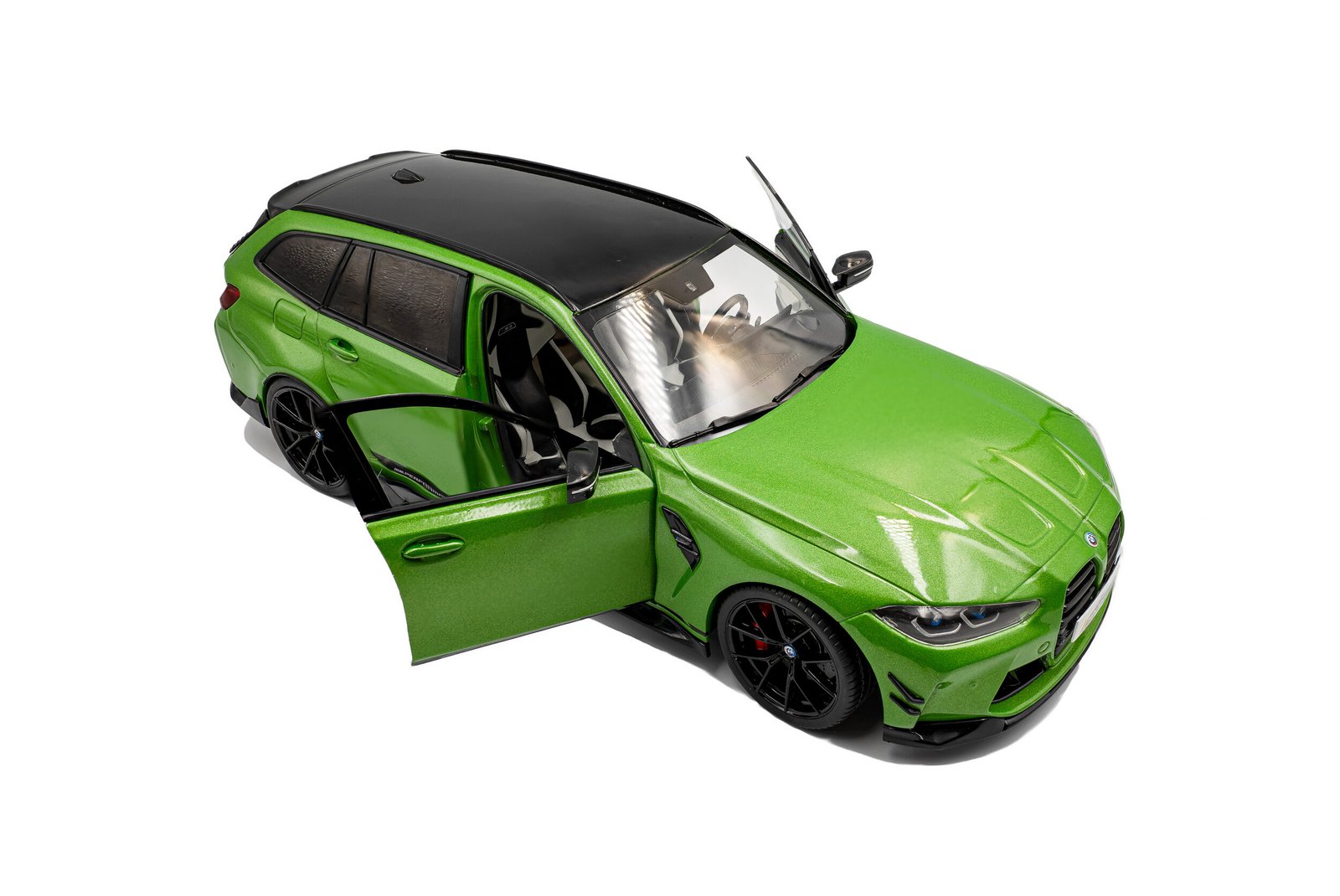 Solido BMW M3 Touring G81 Performance 2024 1:18 - obrazek 4