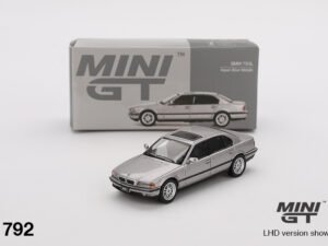 Mini GT BMW 750iL Aspen Silver Metallic 1:64