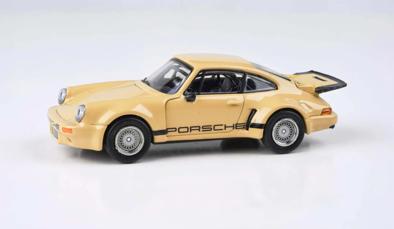 Para64 1:64 Porsche 911 Carrera RSR 3.0 Sahara Beige 1975