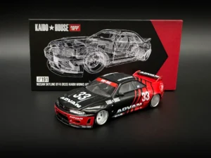 Mini GT Kaido House Nissan Skyline GT-R R33 Kaido Works Advan #33
