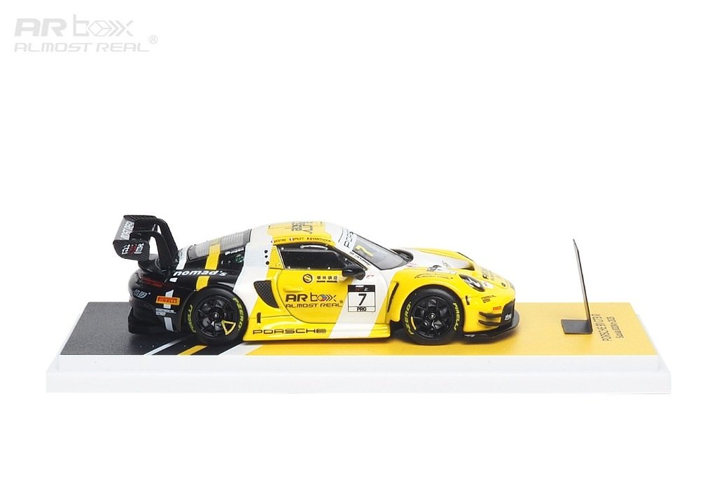 Almost Real Porsche 911 GT3 R #7 Estre / Vanthoor / Pilet – 2nd Place 1000km Suzuka 2025 1:64 ALM641001 - obrazek 2